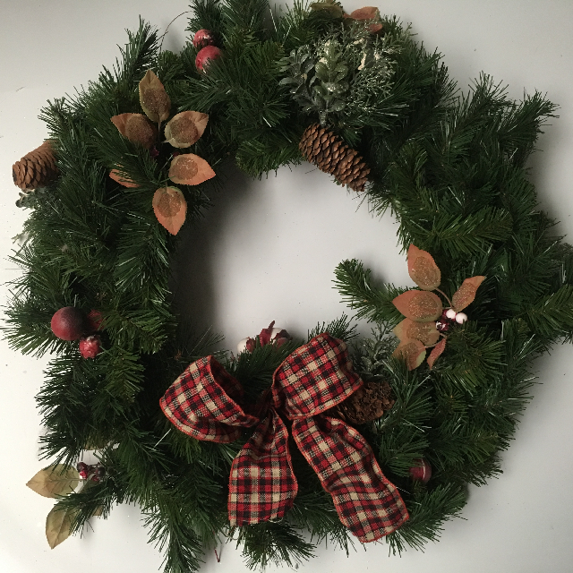 WREATH, Green Spruce 60cm Dia